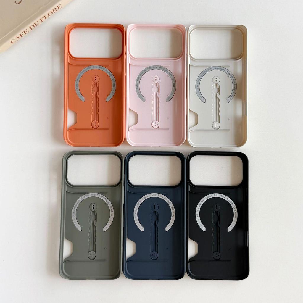 Matowe Magnetyczne Etui Apple 17 Pro Max z Niewidocznym Stojakiem i Uchwytem na Karty do iPhone 16/15/14