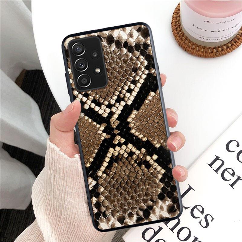 Etui na telefon ze skóry węża do Samsung Galaxy A13 A22 A12 A32 A71 A11 A21S A33 A52 A72 A51 A50 A70 A31 M31