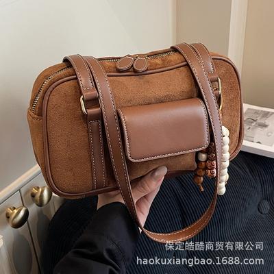 Wildledertasche Damen große Kapazität 2025 neu Herbst und Winter Retro Schulter Achseltasche lässige Pendler Kissen Tasche