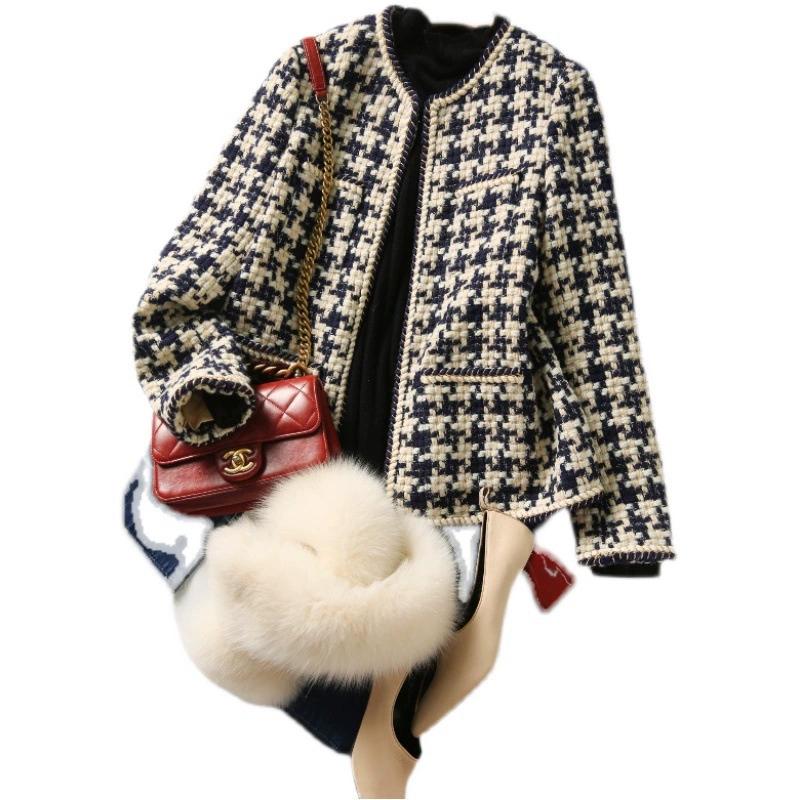 Xiaoxiangfeng Jacket, Versatile for Women In Spring and Autumn, Elegant and Refined, with A Coarse Floral Top That Accentuates A Slim Figure