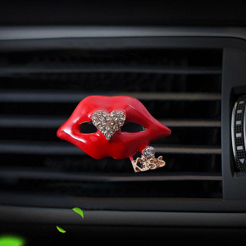 Alloy drilling lips modelling car Perfume clip air conditioner outlet air freshener in the automobile air freshener diffuser