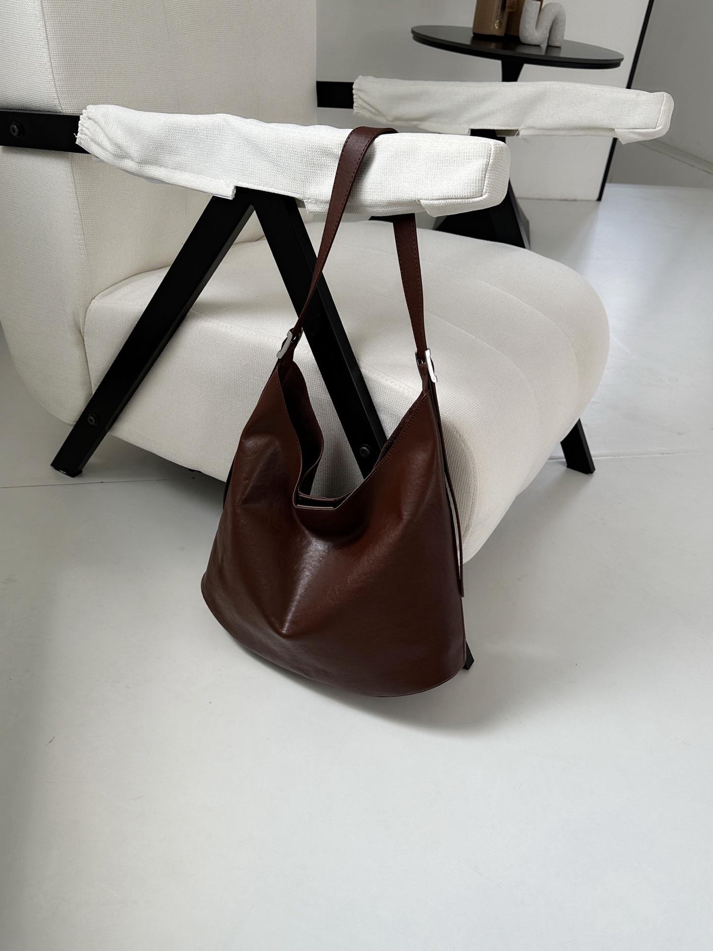 Женская сумка-тоут из натуральной кожи, большой вместимости, новая повседневная и расслабленная сумка через плечо, сумка для работы и повседневного ношения. 36*9*26cm шоколадный