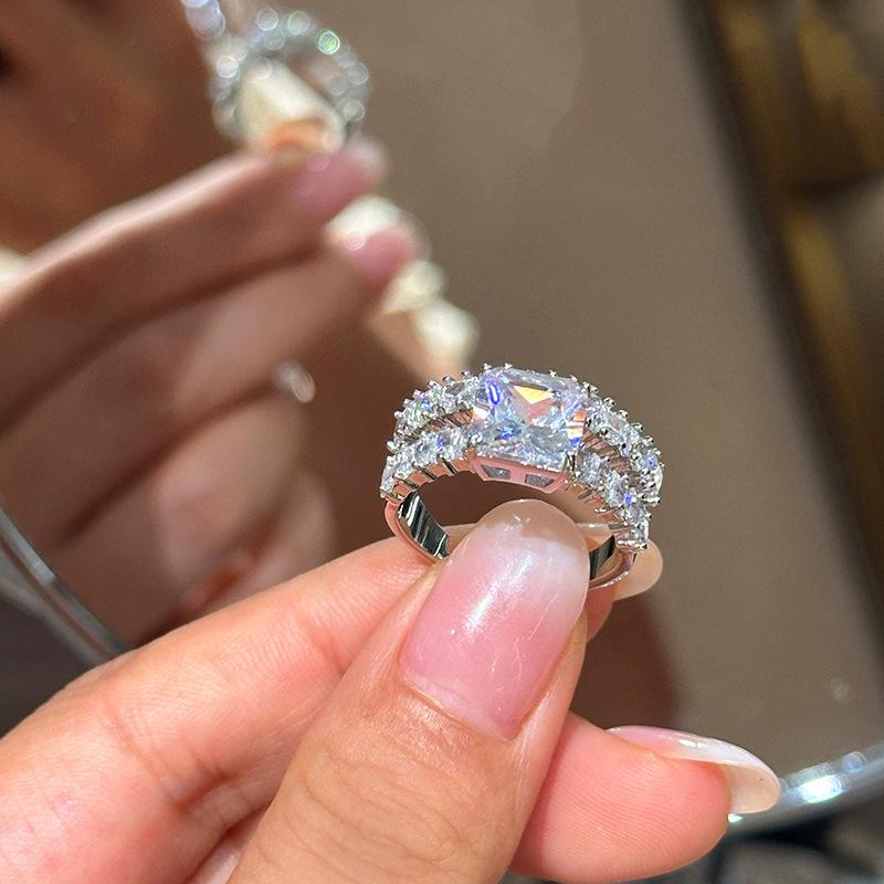 Platinum Zircon Multilayer Open Ring: Exquisite, Light Luxury, High-End Fashion, Versatile Jewelry Design