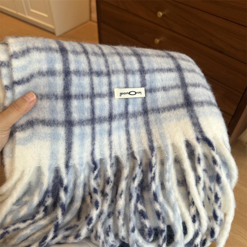 Order spinning yarn with 20 wool blend designer red plaid scarf women's winter soft scarf