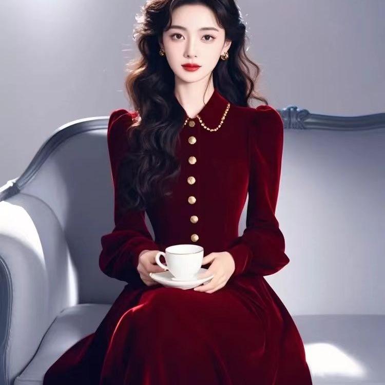 2025 Winter Heiress Style Formal Gown: French Burgundy Velvet Long Dress for Annual Meetings
