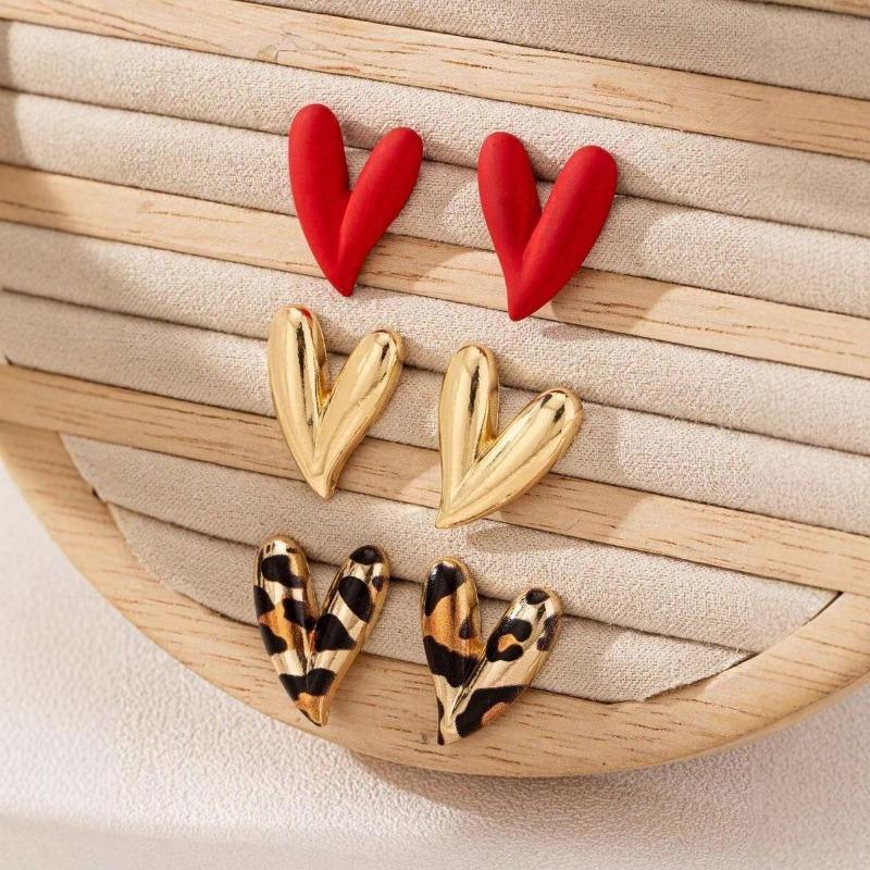 3 Pairs Women Chunky Heart Stud Earrings Gold Leopard Print Matte Red Love Heart Ear Jewelry Set