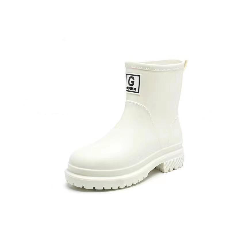 Middle Women's Fashionable Outdoor Rain Shoes Rubber Shoes Wear Resistant Water Shoes Short