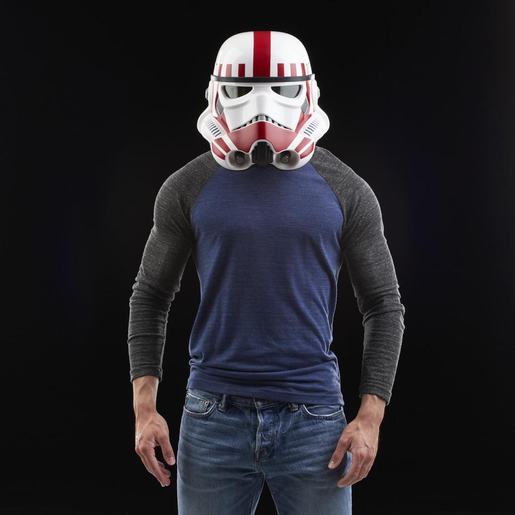 Hasbro Star Wars STAR WARS Black Series Star Wars Battlefront II Imperial Shock Trooper Premium elektronisk hjelm E2817 ekte produkt