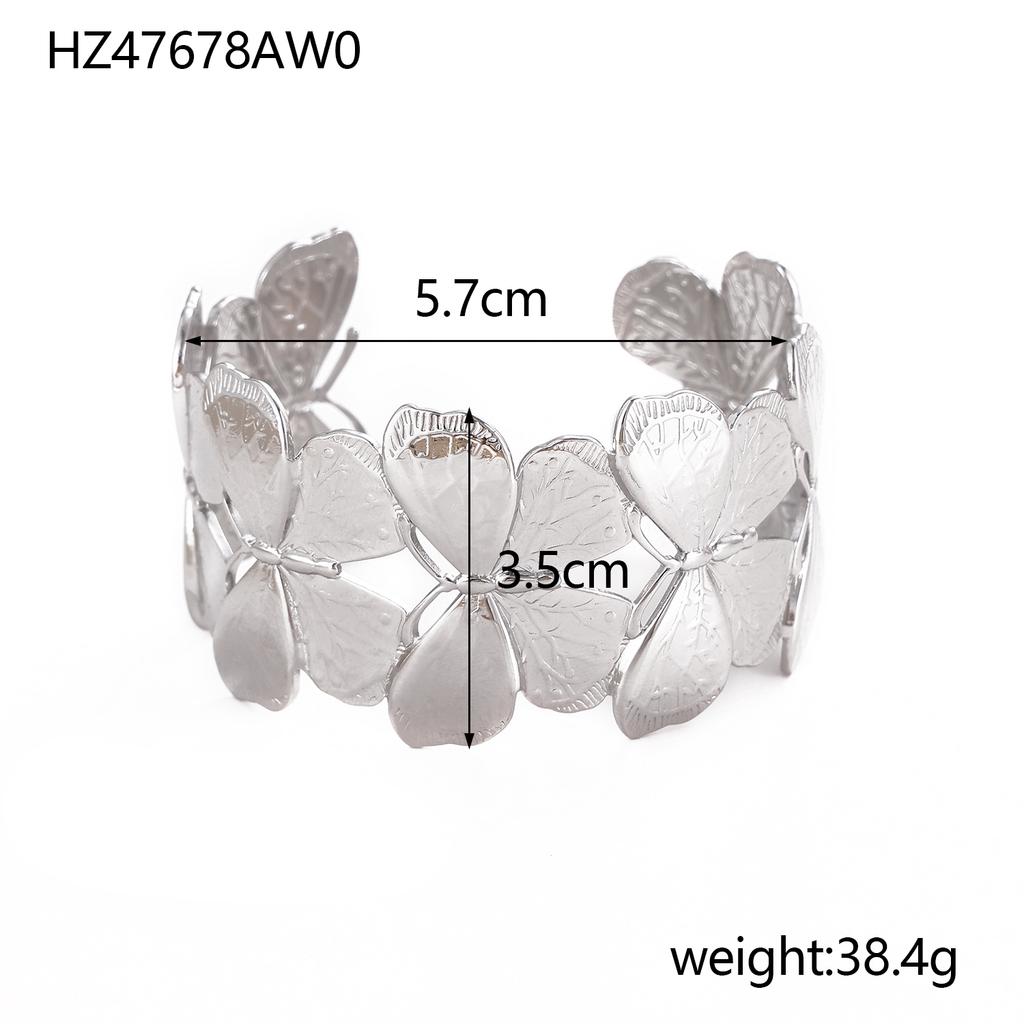 CARLIDANA Exaggerated Big Flower Personalized Hollow Out Leaf Open Wide Bangle Stainless Steel Non Tarnish Cuff Bracelet Women