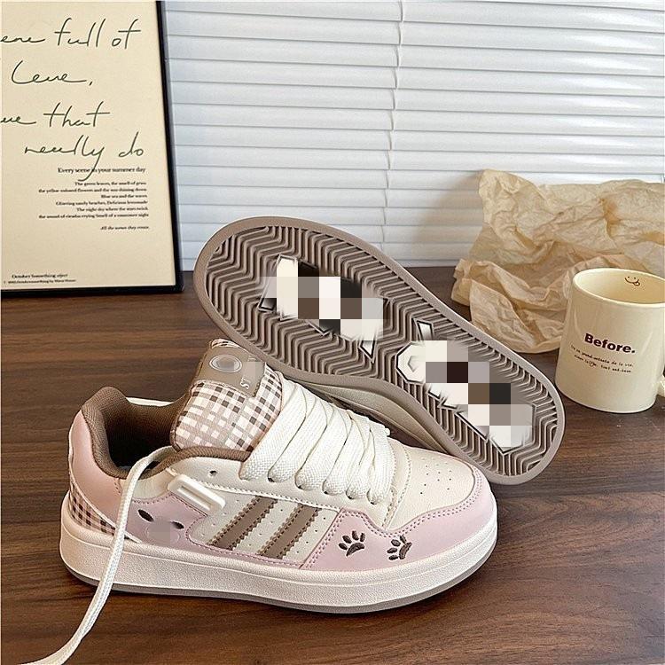 Campus Style Little White Shoes Women's 2025 Autumn New Breathable Board Shoes Ins Versatile Student with Skirt Bread Shoes