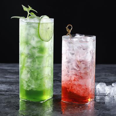 Tazze e bicchieri – Bicchieri e calici