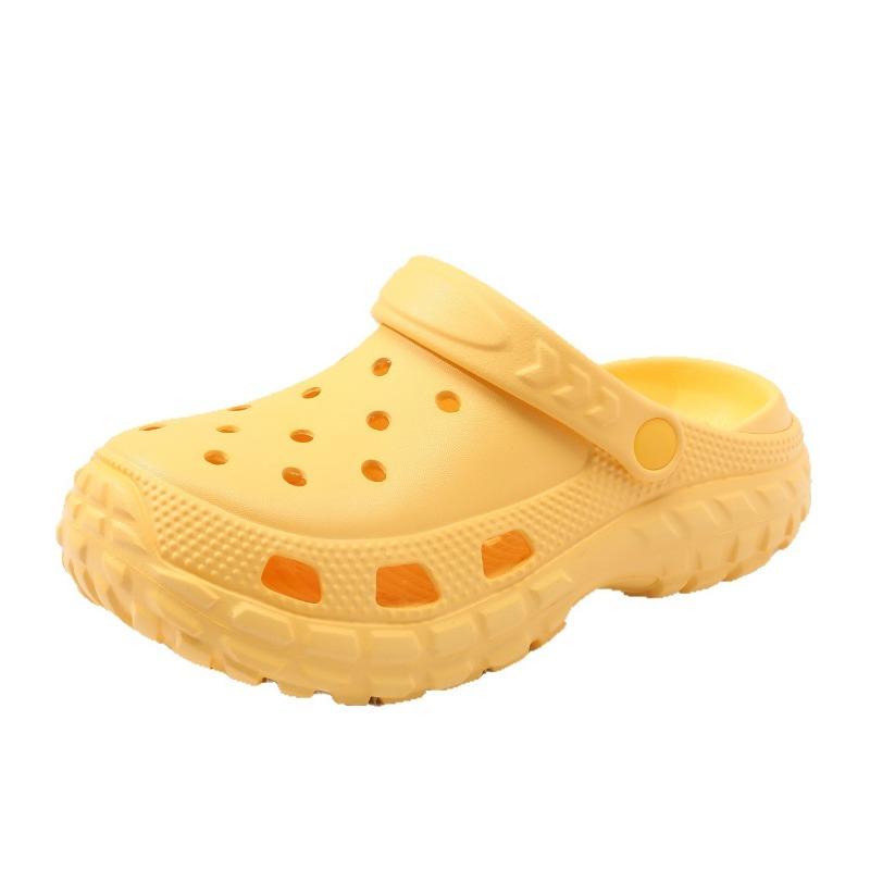 Thick-soled hole shoes women's summer outer wear new height-increasing sports beach sandals seaside bag head slippers summer