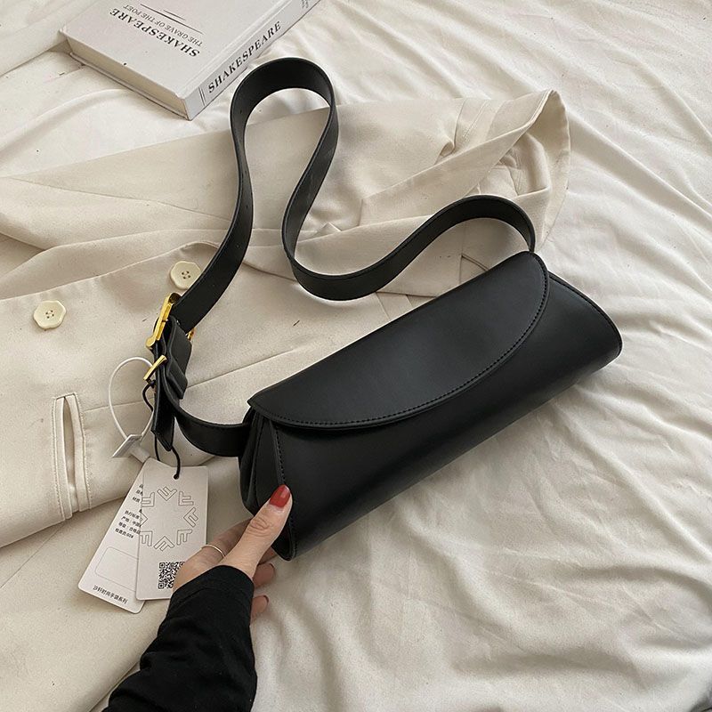 Premium French niche underarm bag women's autumn and winter new fashion retro cylinder bag shoulder baguette bag