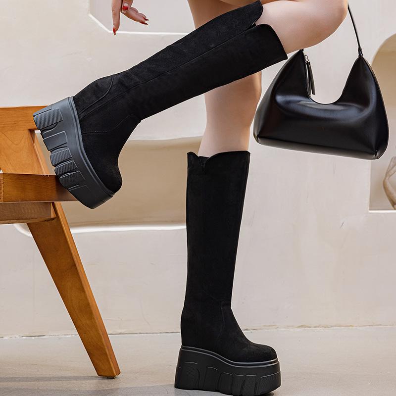 Boots women's 2025 autumn and winter new women's high boots thick-soled simple boots round head inner height increase fashion thin