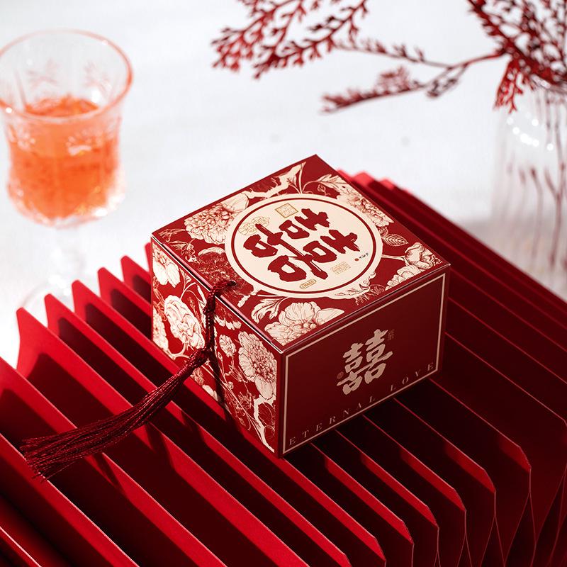 Chinese Tassel Wedding Candy Box - Creative Souvenir Packaging