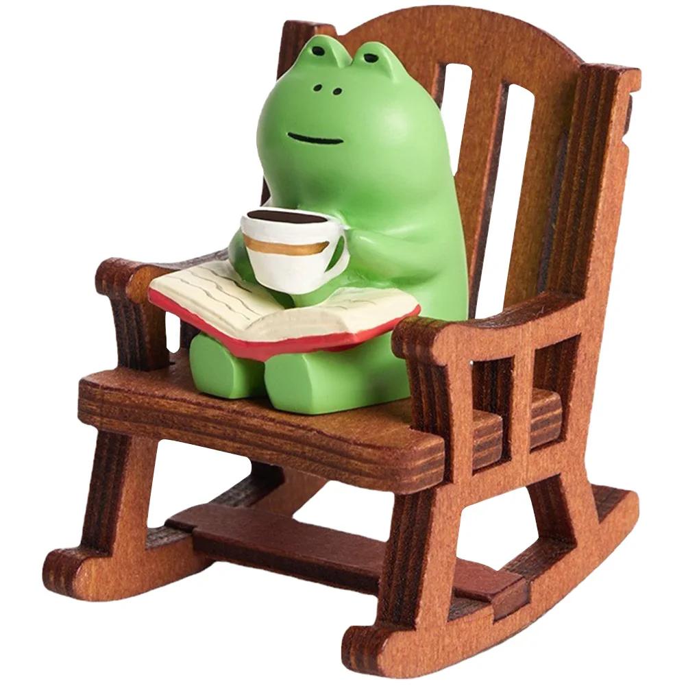 Cute Healing Small Decoration Cute Mini Frog Resin Figurine Rocking Chair Design with Book Coffee Home Bedroom Office Decoration