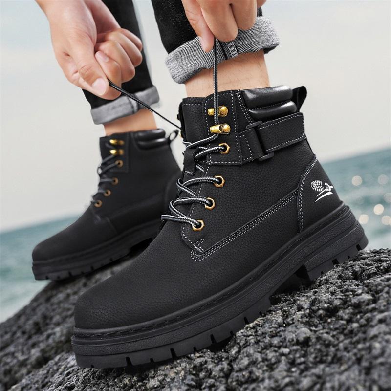 Men's High Top Boots Four Season Outdoor Work Shoes Anti Slip and Comfortable Yellow Boots Fashion British Casual Leather Boots