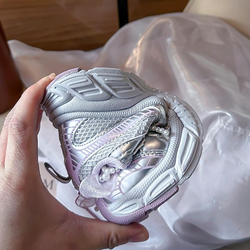 Dívčí tenisky princeznovský styl síťovina krajka mašle dětské běžecké boty prodyšné 2025 nové dětské sportovní boty silná měkká podrážka ležérní