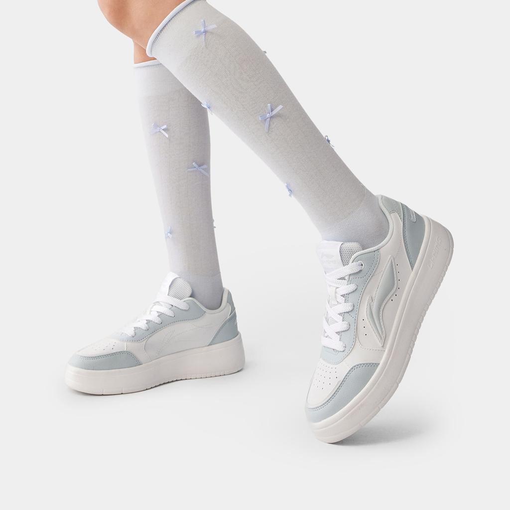 Li Ning Yuan Bao Pure Classic Fashion Versatile Youthful White Sneakers Women Sneakers Blue AGCV148-4
