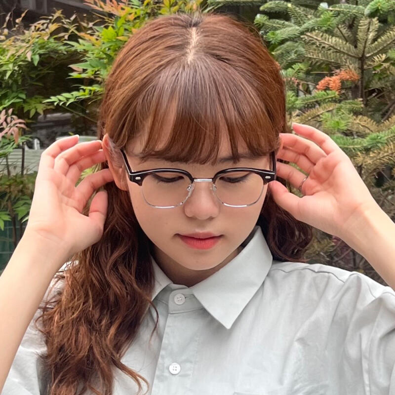 SBKA Muni-C02 Gold-Rimmed Glasses (Blue Light Blocking)