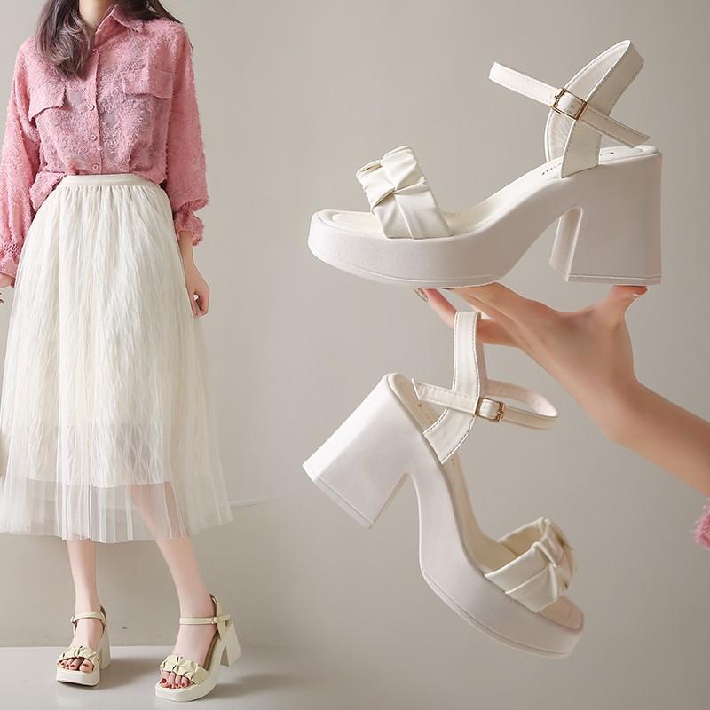 Fashion Fashion Womens Shoes 2024 Female Sandal Large Size Square Toe Block Heels Buckle Luxury Girls Big Chunky High Clogs Summer Clear