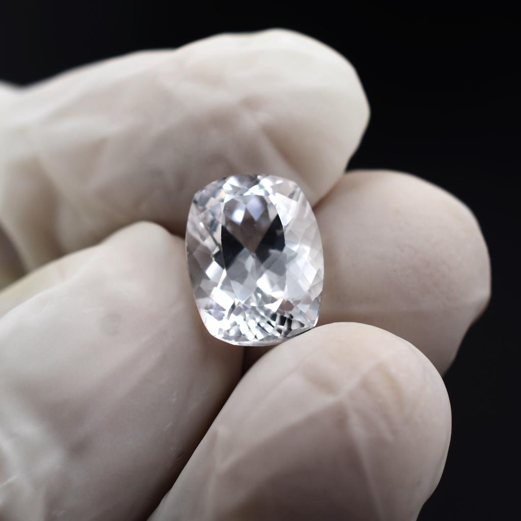 6.65 Ct Natural White Sapphire Cushion Cut CERTIFIED Pendant Size Loose Gemstone Ay-863-sa