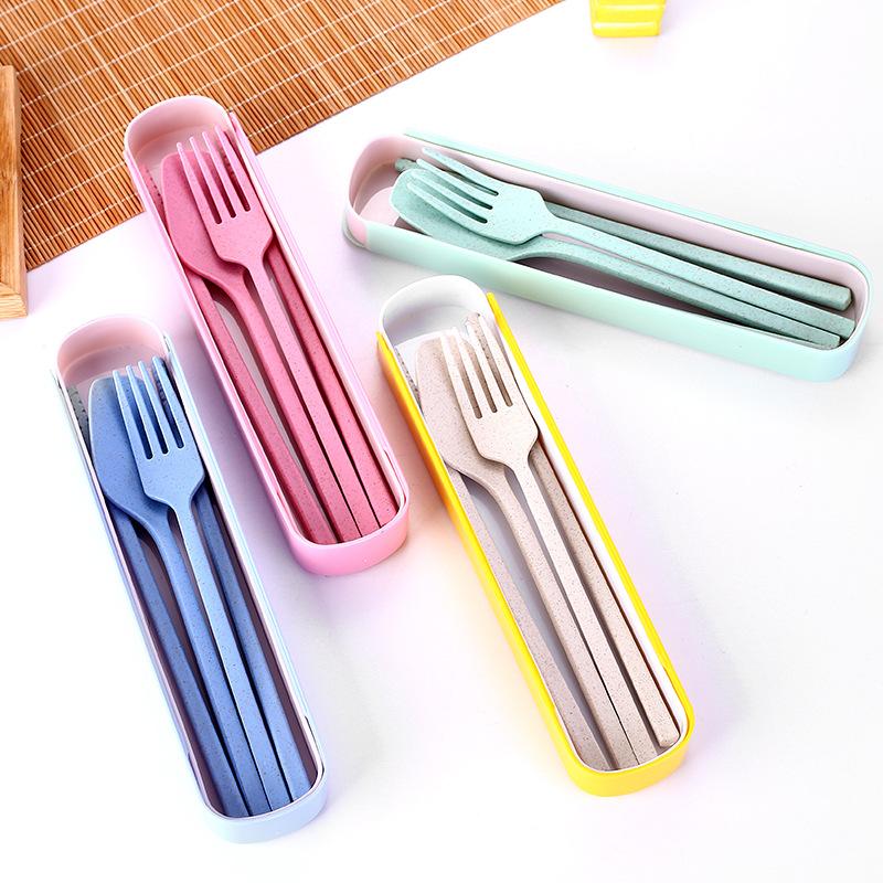 

Portable Pull-Out Box: Children s Cutlery Set for Home Use Three-Piece Set of Spoon, Fork and Chopsticks three-piece set зелёный