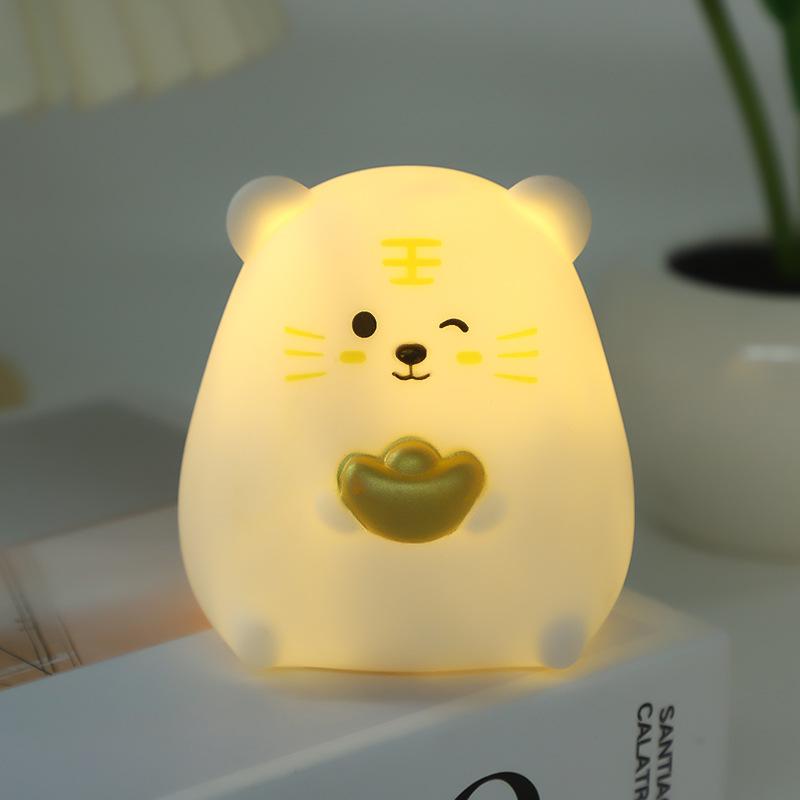 

Kawaii Bunny Night Light Creative Lights Decoration Спальня Кровать Настольная Лампа bunny+gift bag