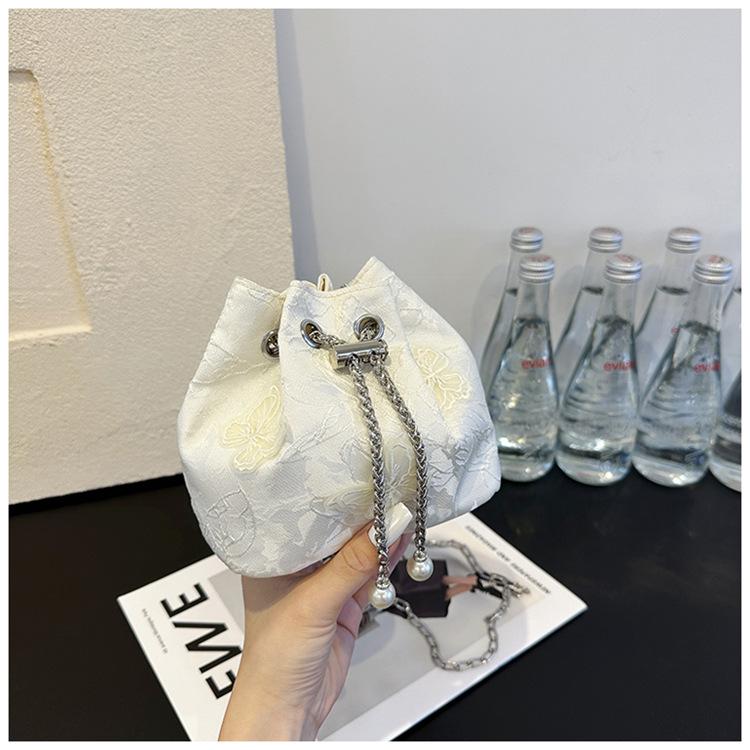 Butterfly Embroidery Ladies Bucket Shoulder Bags Vintage Flower Female Handbags Pearl Chain Women's Portable Crossbody Bags