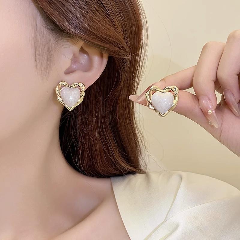 Large Retro 925 Pearl Earrings with Niche Ear Buckles for Women