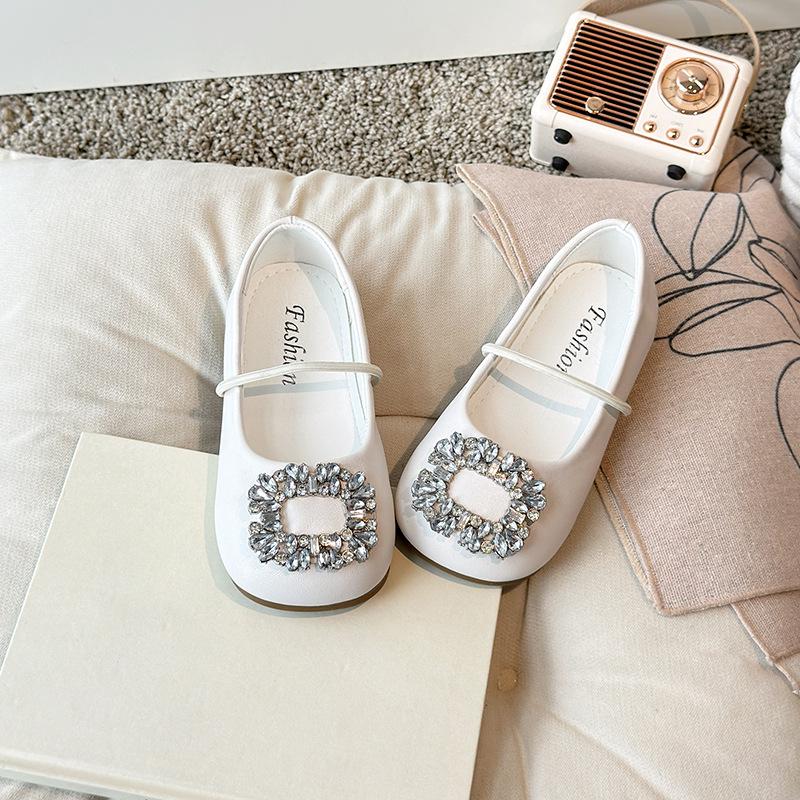 Женские балетки 2025 года во французском стиле с квадратным носком и стразами без застежек мягкая подошва Идеально подходит для весны и лета 24 inner length 15cm 1789₽