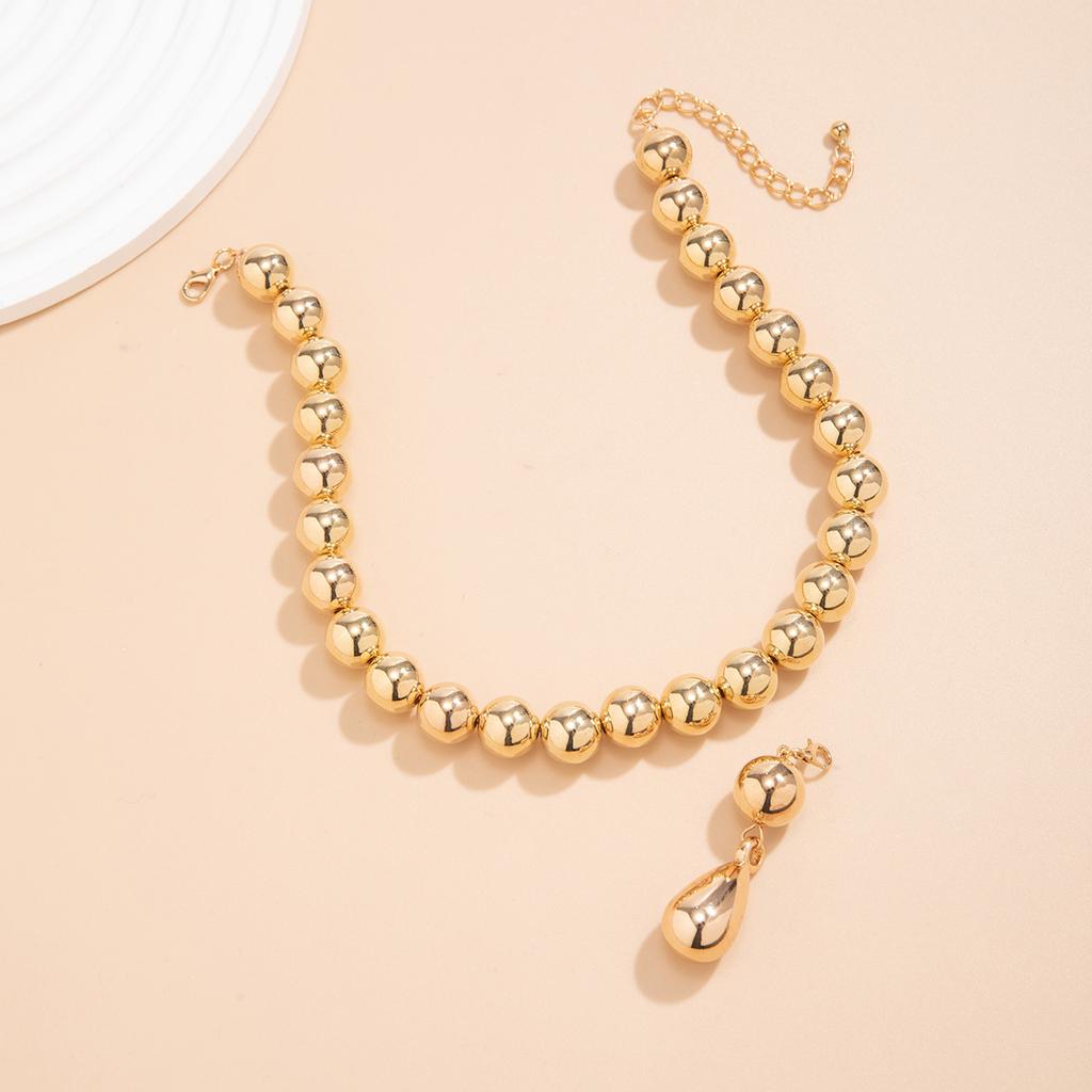 Tone Zinc Alloy Bead Choker Necklace For Women, Statement Teardrop Pendant Chain Necklace, Chunky Metallic Jewelry For Daily Wear & Gifting