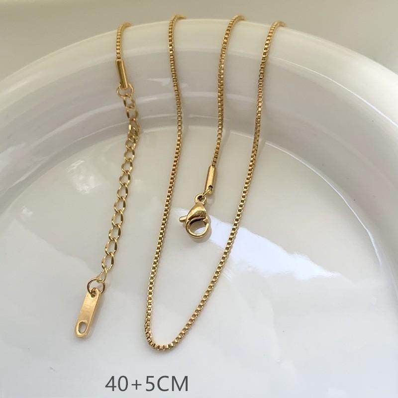 Stainless Steel Gold Plated Chain Necklaces | Dainty Figaro Link Twist Chain Chokers | Waterproof Hypoallergenic Jewelry for Wom