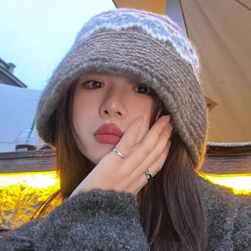 Unisex Knitted Bucket Hat Fall Winter Hat Casual Travel Hat Everyday Wear for Fashionable Adults