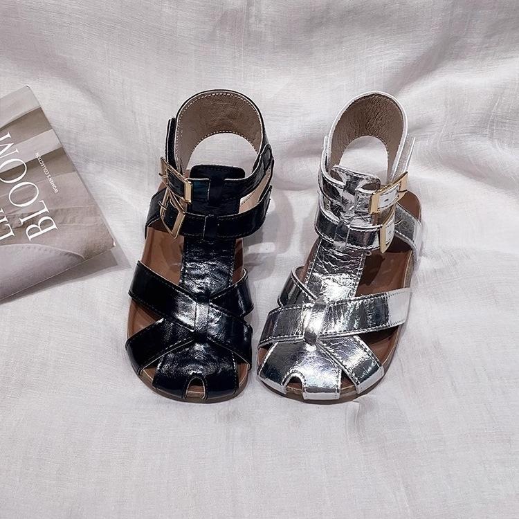 Girls Baotou Sandals Children's Roman Shoes 2025 Summer New Girls Fashion Princess Shoes Medium and Older Children's Beach Shoes