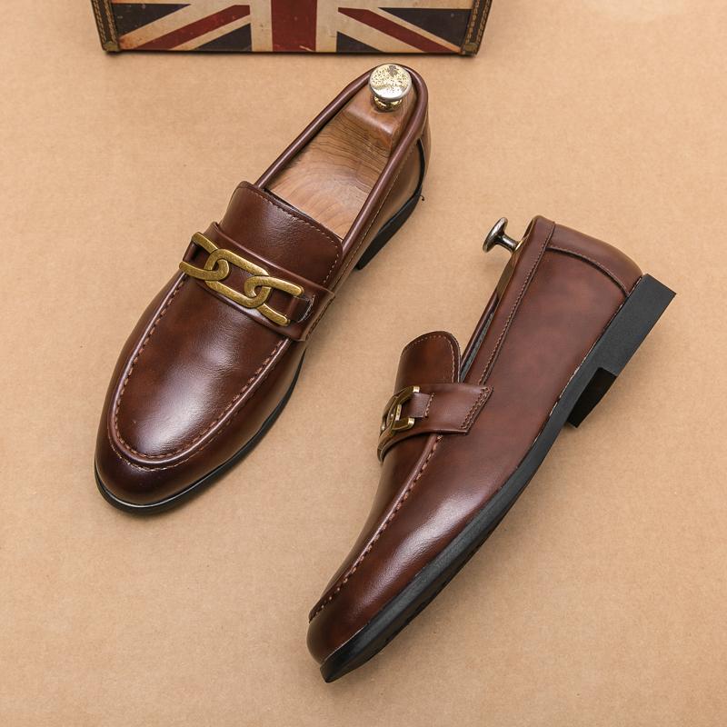 Fashion Wedding Dress Leather Shoes For Men Pointed Toe Metal Chain Loafers Prom Homecoming Party Footwear Zapatos Hombre