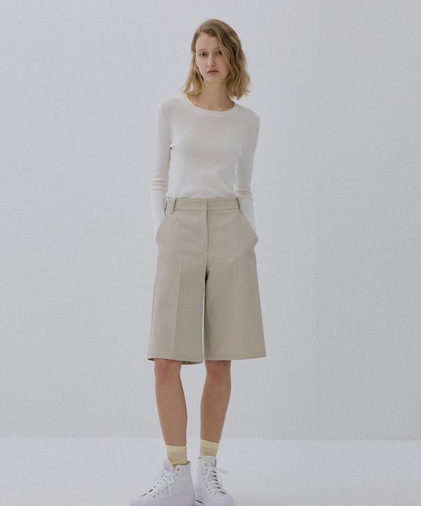 Ssikeoseun Classic Bermuda Shorts - Beige