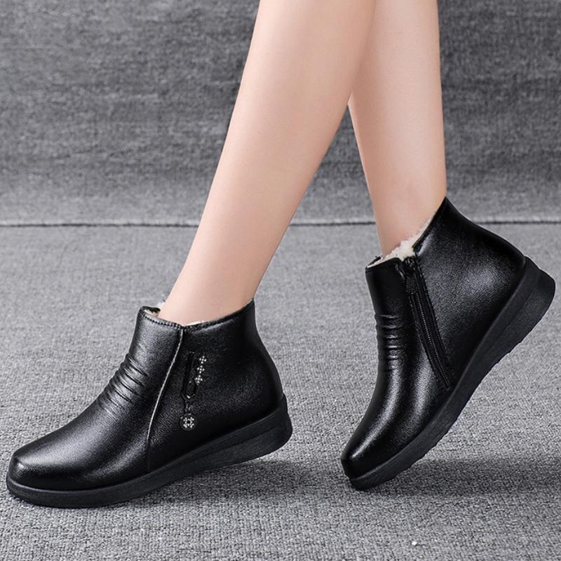 Fashion Winter Women Boots Leather Boots Warm Waterproof Cotton Shoes Soft Sole Plush Outdoor Snow Boot Non-slip Comfortable Ankle Boots