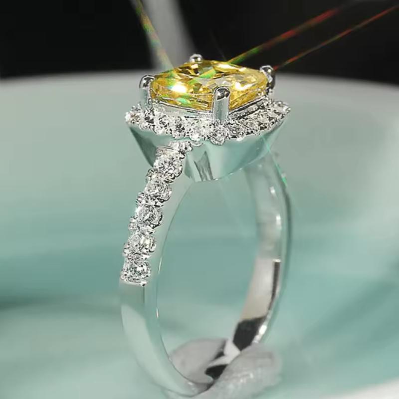 Graceful Wedding Ring Lady Bright Yellow Crystal Accessories for Women Fashion Aesthetic Jewelry for Engagement Party