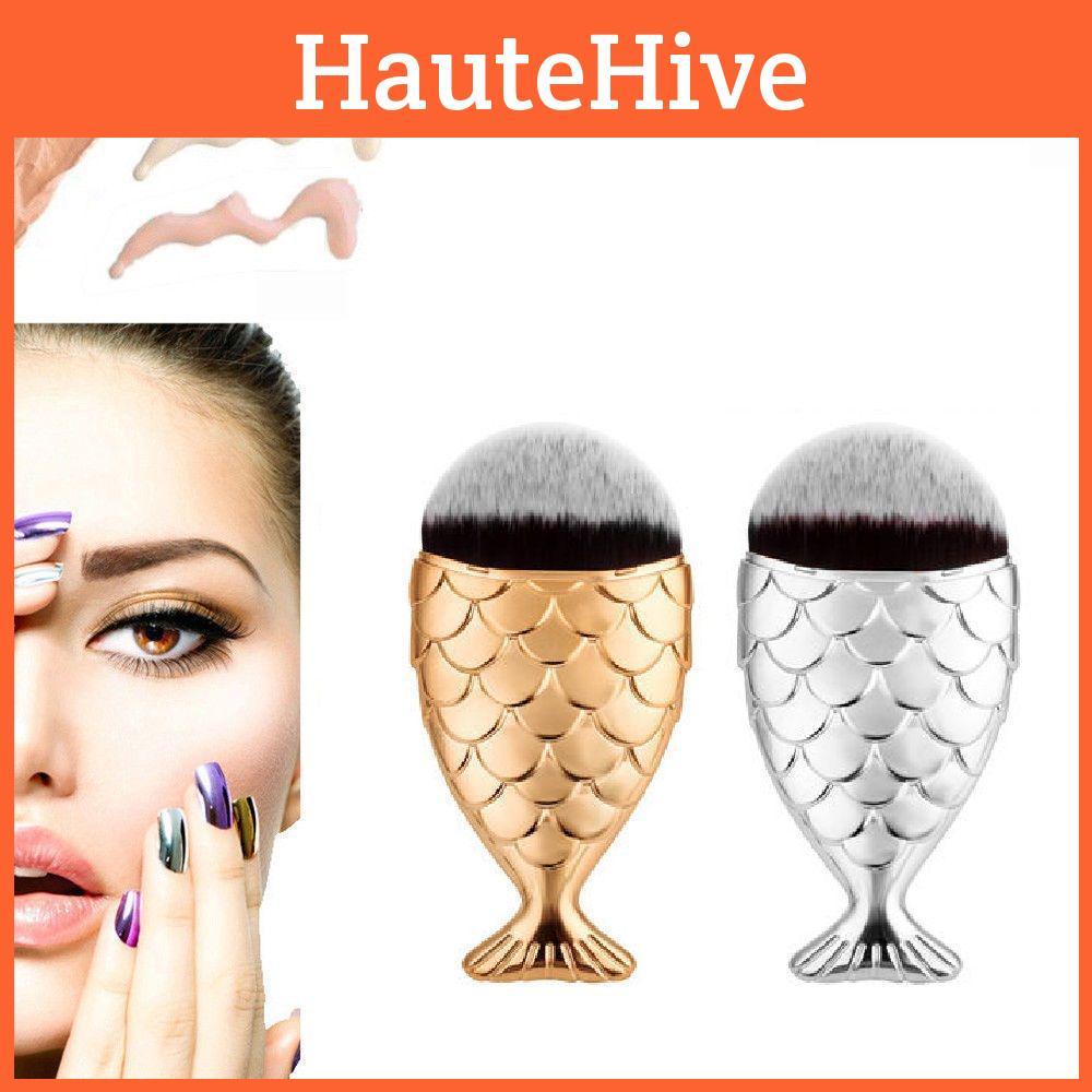 Mermaid Fish Scale Makeup Brush With Fish Tail Foundation Brush Powder Silver