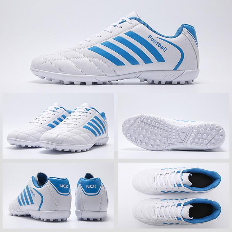 Size 32-44 Kid Low Cut Soccer Shoes Adult Outdoor Running Sneakers Ultralight Sports Ultralight Sports Football Boots