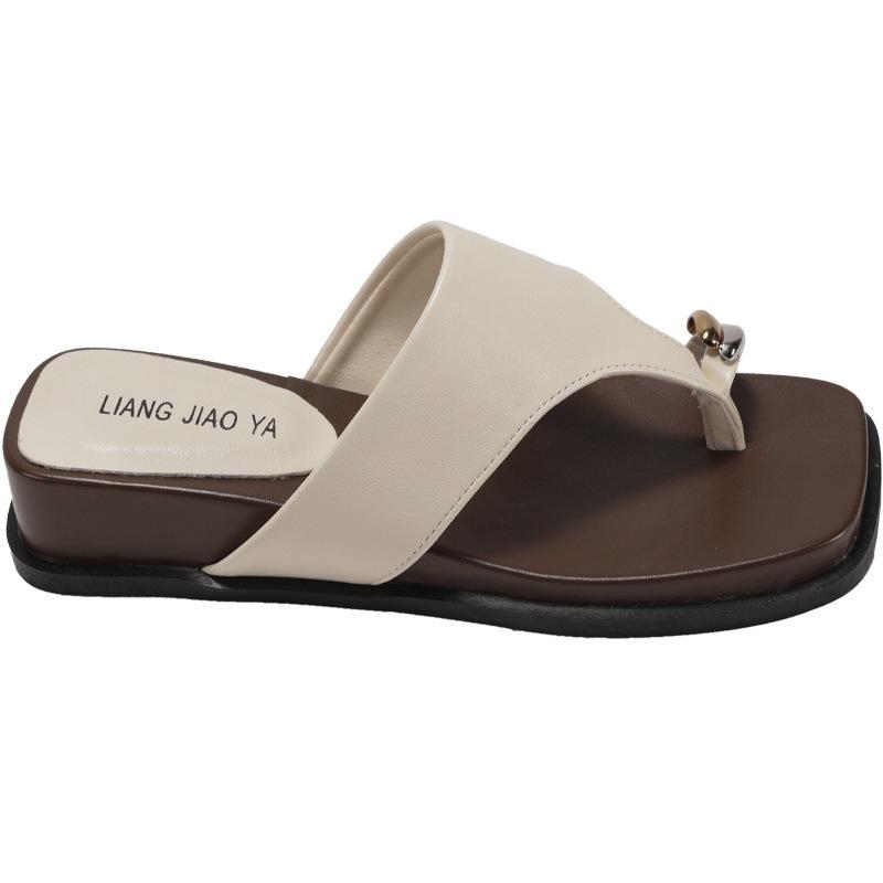 Internet celebrity high sense non-slip thick bottom slope heel flip-flops women summer wear 2025 new heightening French cool slippers