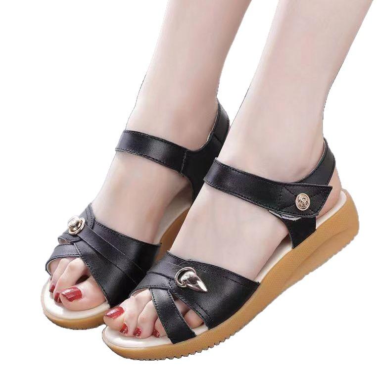 Mom Sandals Women's 2025 New Summer Soft-soled Comfortable Outer Wear Versatile Cool Slippers Foreign Trade Explosion Special Women's Shoes