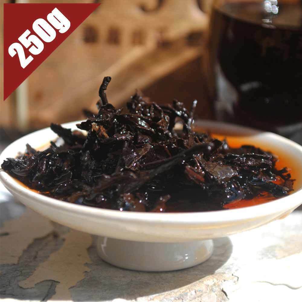 2008 Menghai 7562 Спелый пуэр Китайский Шу Пуэр Кирпичный пуэр 250 г Упаковка из листьев — фото 4