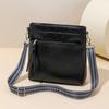 Women's Mobile Phone Bag Soft Leather Shoulder Crossbody Bag Vertical Coin Purse Small Bag