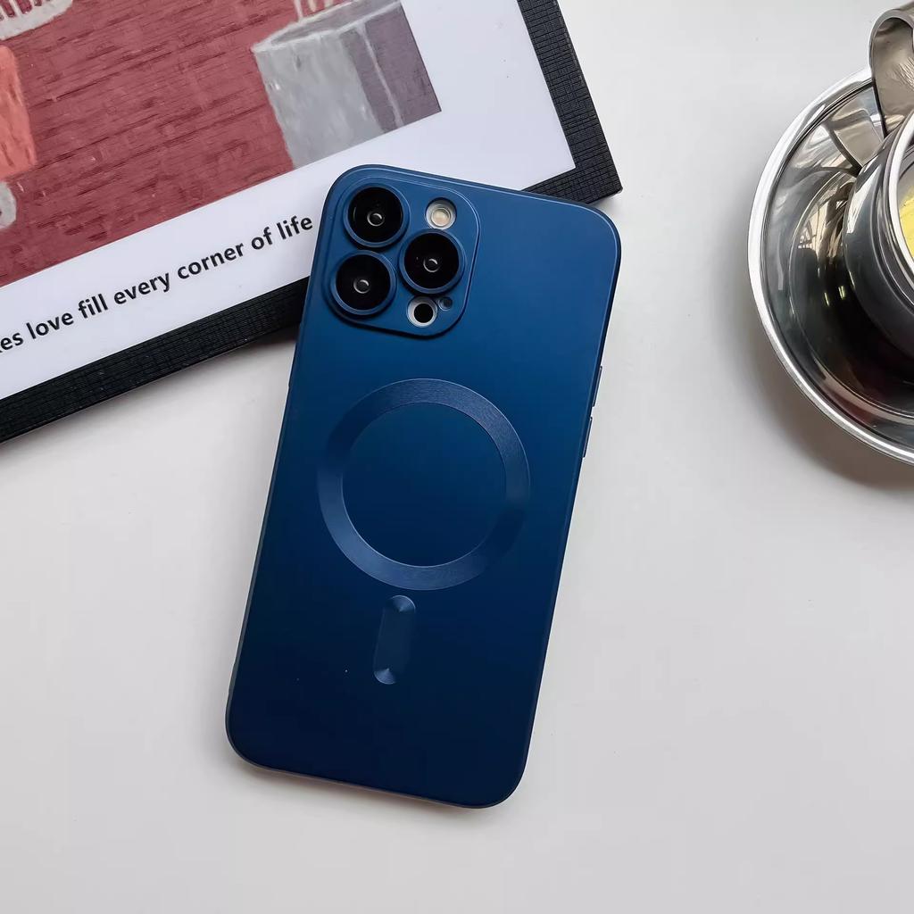 Applicable to iPhone11promax metallic paint silicone magnetic mobile phone case Apple 11 with lens film 11 all-inclusive cover