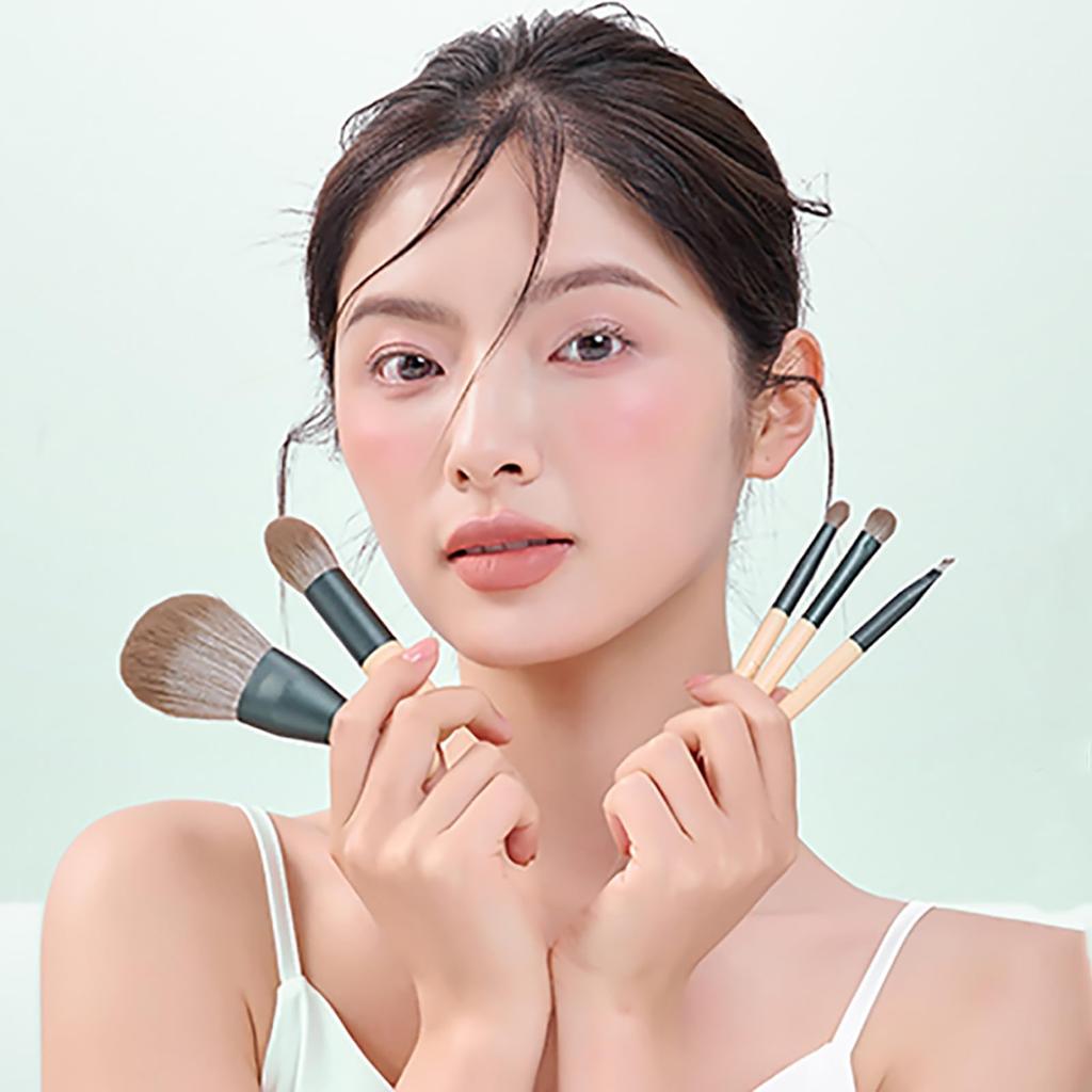 DUcare Portable Makeup Brush Set of with PU Storage Premium Fiber Fluffy Powder Blush Eyeshadow Eyebrow Portable Makeup Popular Cute Brush Set 5,