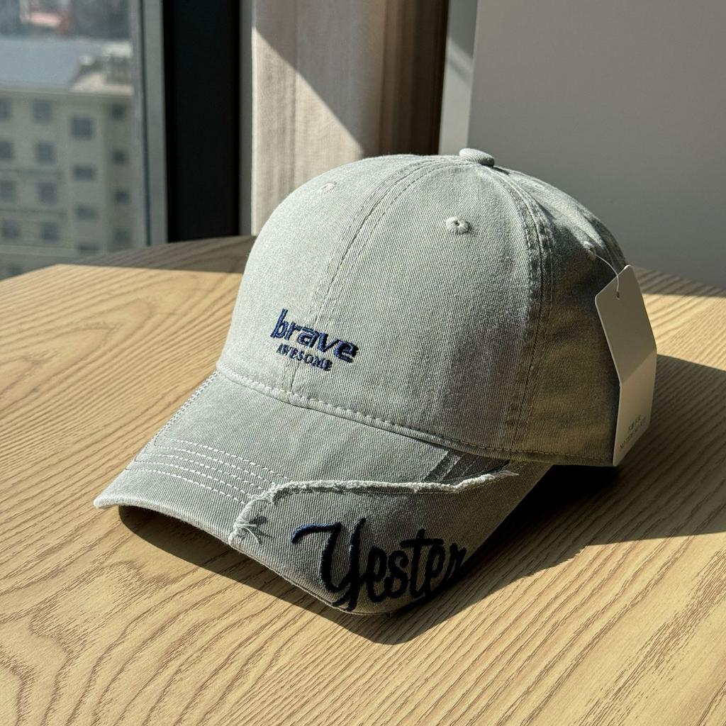 New fashion side-letter vintage distressed soft-top baseball cap for women, spring and summer sun protection hat, duckbill cap for men