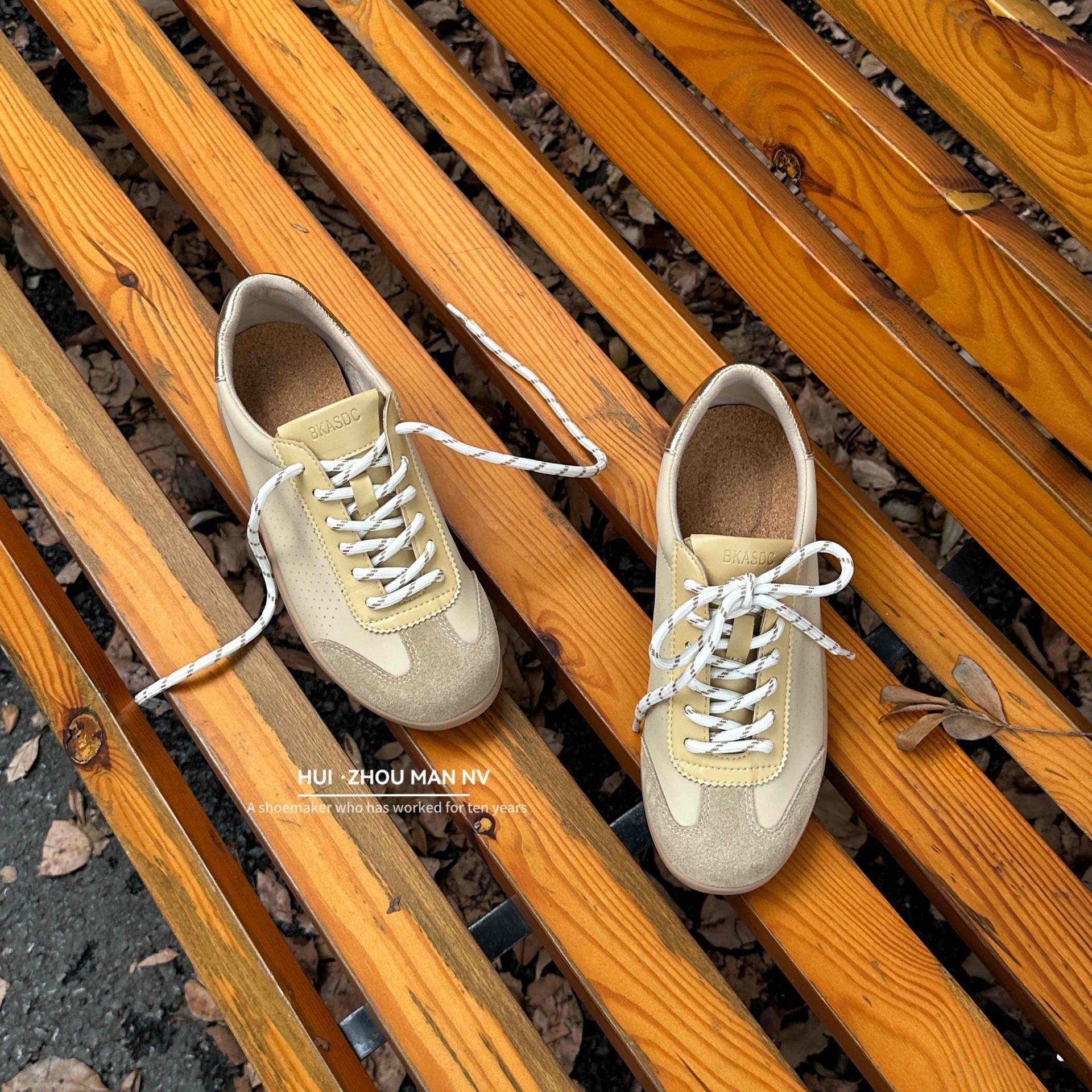 

Cowhide version~ 2025 new autumn leather sports little white shoes women s platform German training shoes Forrest Gump shoes casual board shoes 40