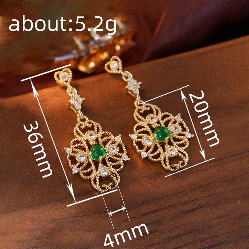 Inlaid with Green Zircon and Trendy New Earring Design, Exquisite, Elegant, Fashionable and Luxurious Accessories for Banquets